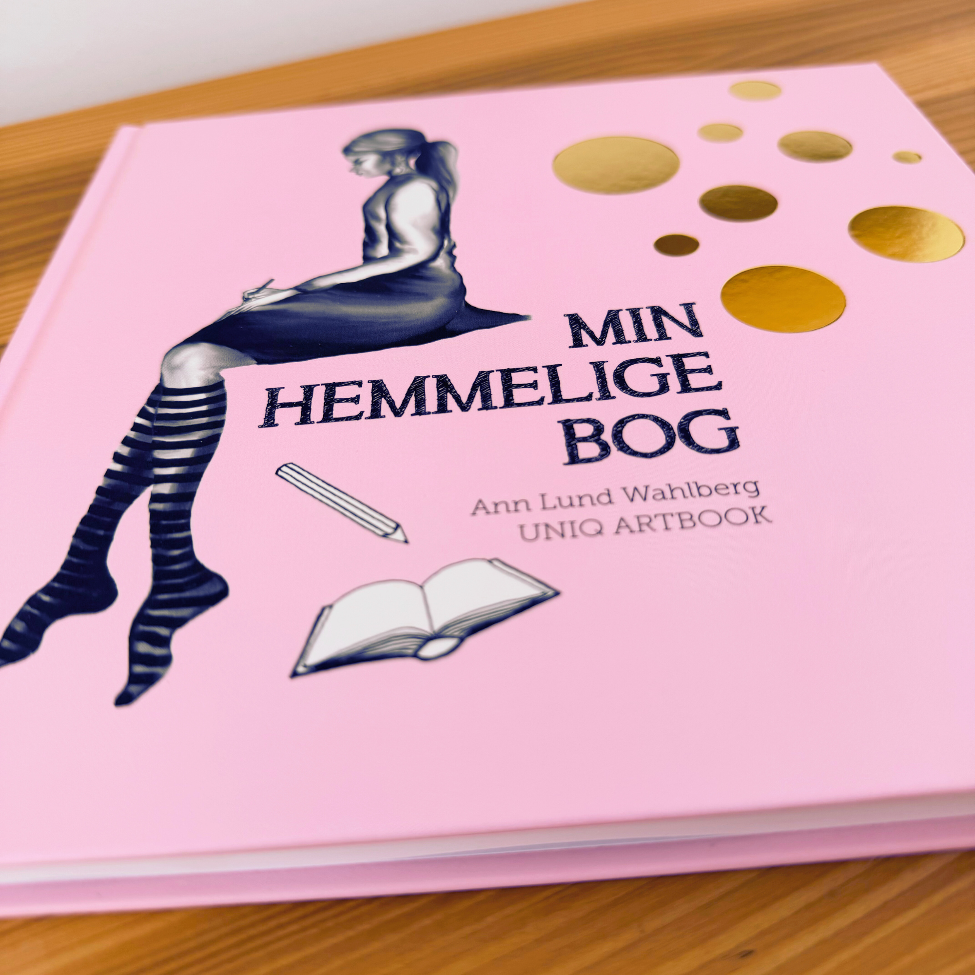 Min hemmelige bog med flot UNIQ æske - Billede 5